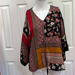 Chicos top size small